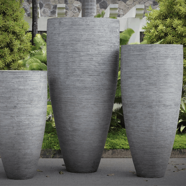Flora Grande 4 ft Planter