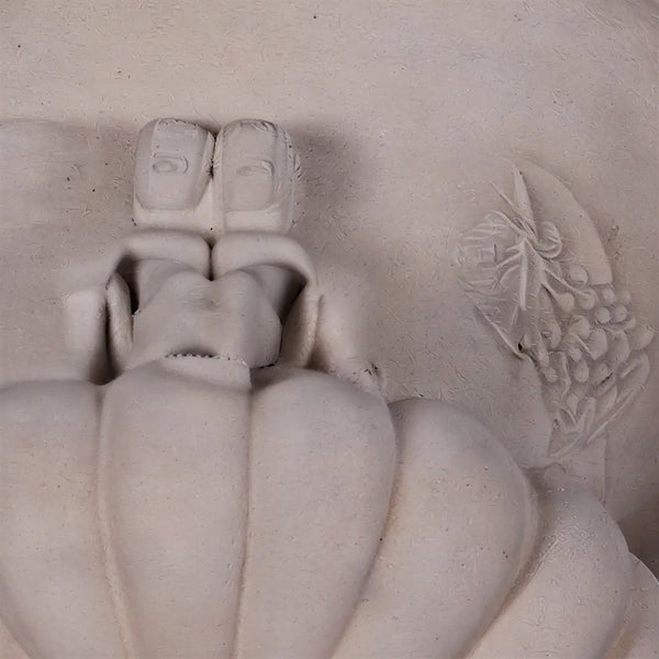 Canterbury Urn (Not In Usa)