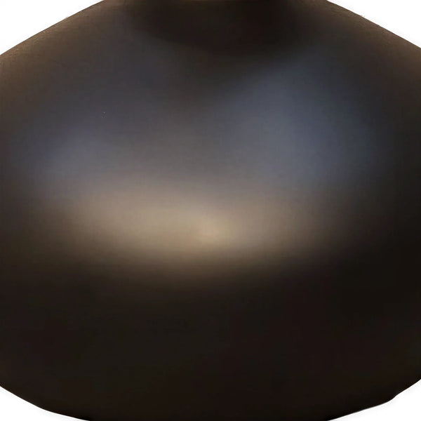 Heinimex Flora Eleganza vase, smooth matte black finish, modern luxury minimalist style close up detail