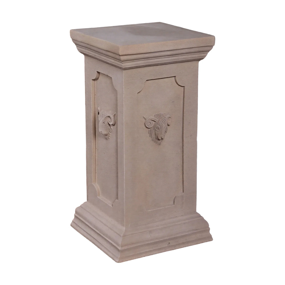 Keswick With Ram Head Pedestal