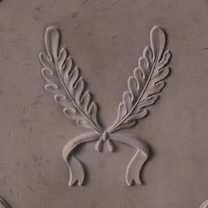 Laurel Leaf Base