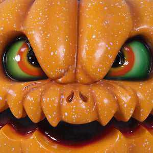Heinimex Pumpkin Brothers - Moe Halloween decor, speckled orange painted finish, spooky animated haunted house style close up detail