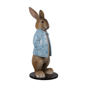 Rob Rabbit w/ Long Jacket (not in AUS)
